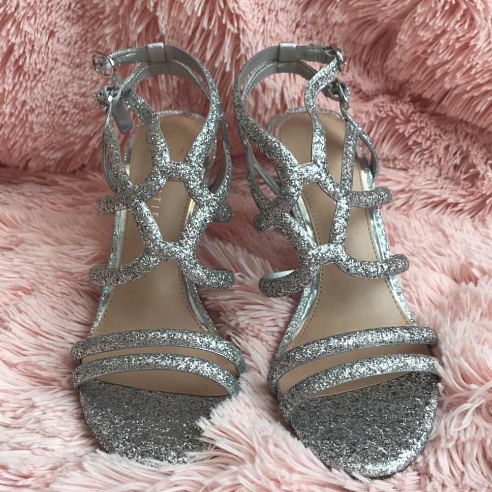 Kelly & Katie Jazlyn Heel, Size 7.5 NWOT